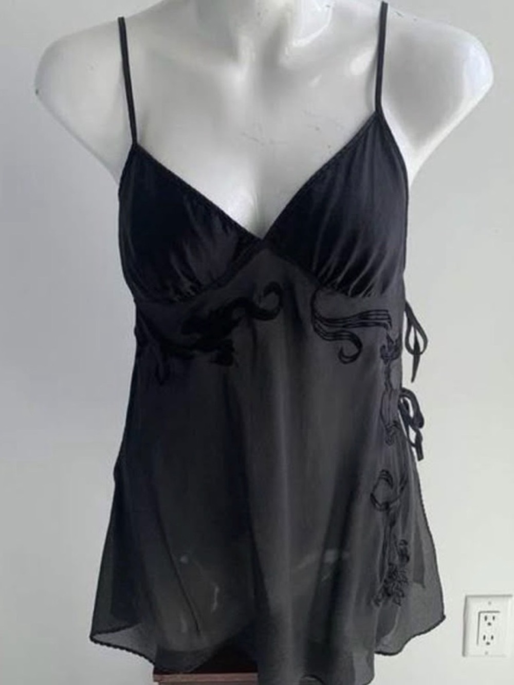Vintage Victoria’s Secret Iris Flower Embroidered Silk Camisole